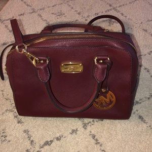 Michael kors crossbody purse